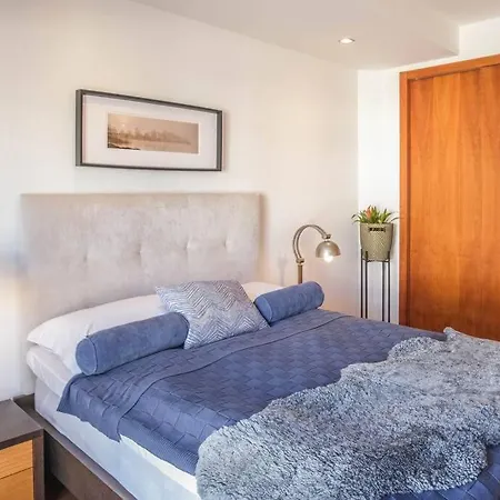 Sun And Sea, Apartman Luz